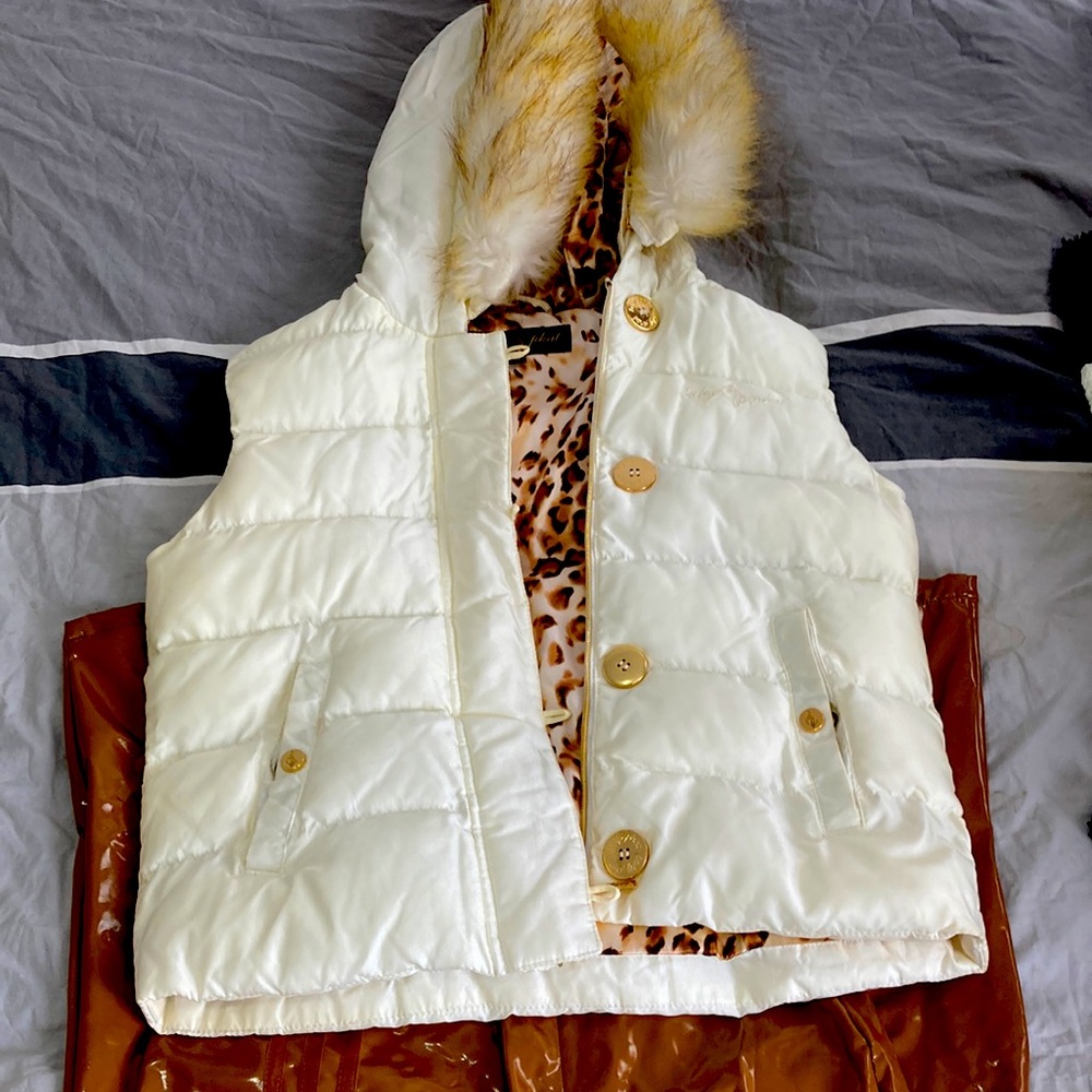 Nwt baby phat puffy down vest off white M